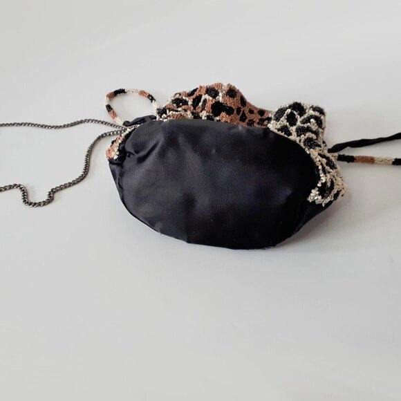 NWT Stradivarius black, off-white, caramel tan beaded bucket bag w/ chain strap - Picture 5 of 6